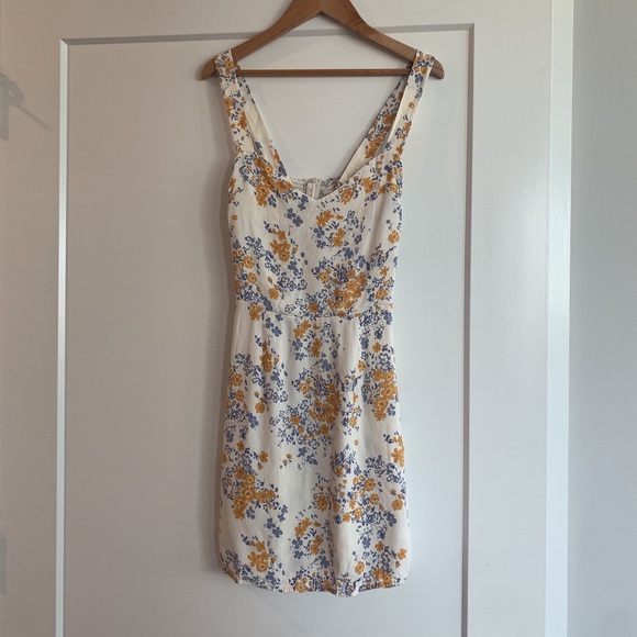 Reformation Dresses & Skirts - Reformation Mini Dress